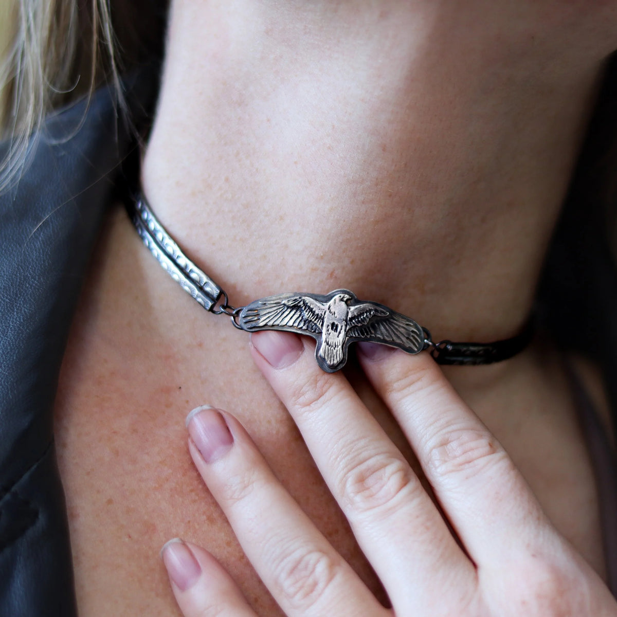 Talons at the Throat - Raven Choker, alternate view