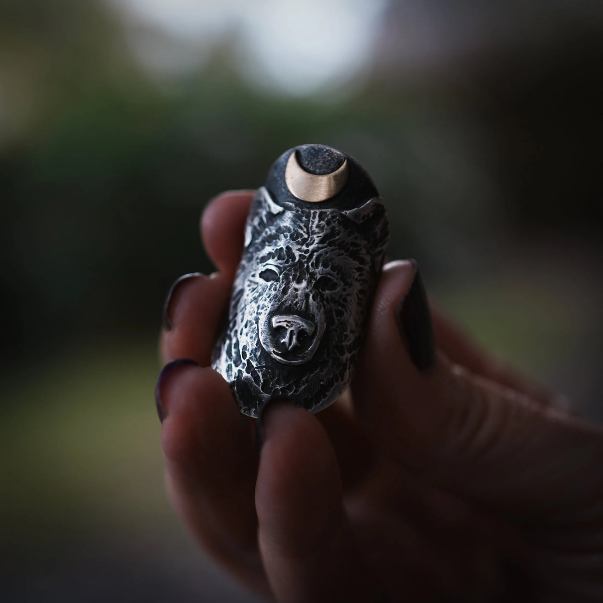 The Protector - Bear Armor Ring, close-up detail
